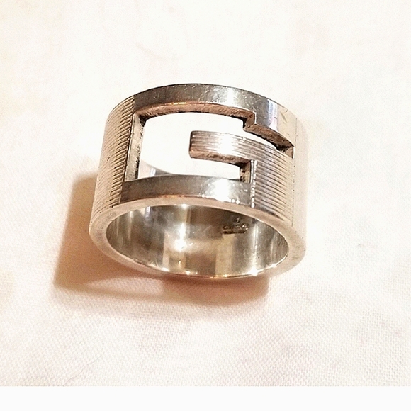 🇮🇹 Vintage Gucci Sterling Silver 925 Wide Branded Logo Cut-Out Ring US Size 5 - Picture 3 of 10